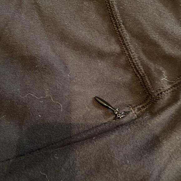 Lululemon Super Soft Running Top with Lace - Picture 7 of 10